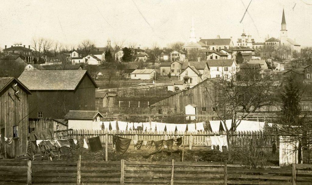 Naperville really was a small farm town in the 1890s