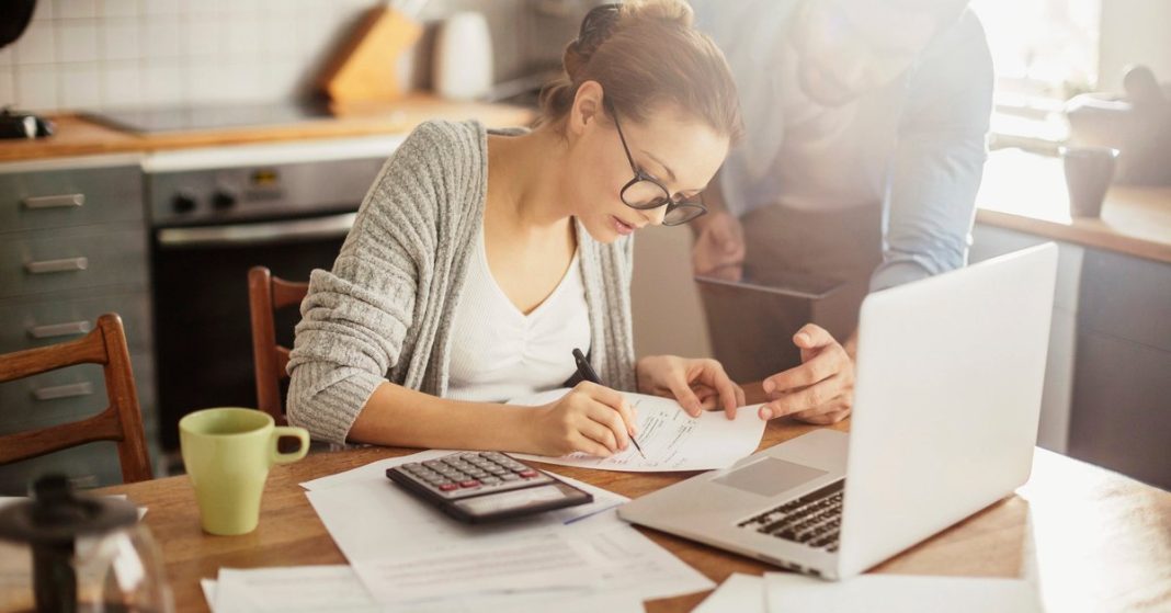 I Analyze Bank Accounts for a Living — Here’s Exactly What I’d Do With $5,000 Right Now