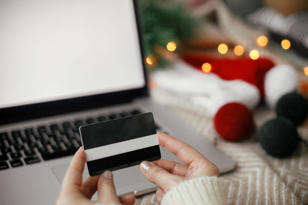 Inflation Will Put a Dent in Holiday Shopping This Year