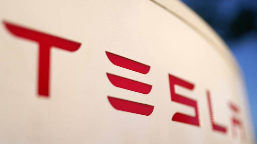 Tesla Cybertruck executive leaving the Musk-led automaker