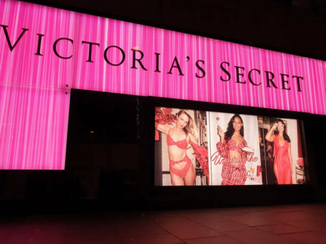 Victoria's Secret: Round Trip For The Stock, Back On Track (NYSE:VSCO)