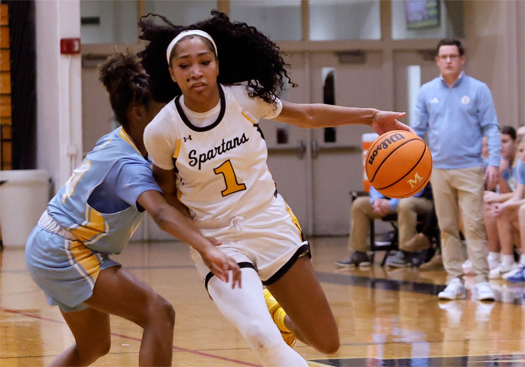 Ty Jackson lifts Marian Catholic past JCA