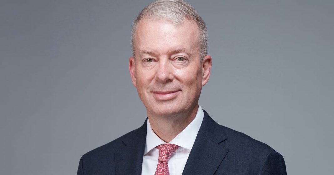 Raymond James Lures Advisors With No Cross-Selling