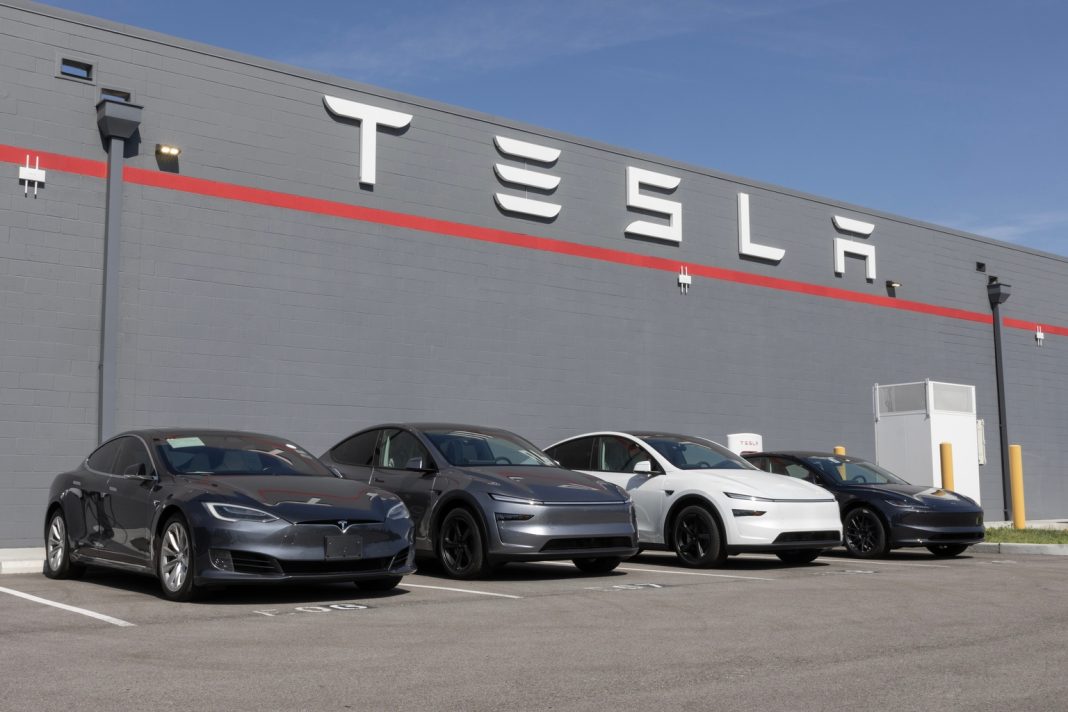 A Strong Sell Still: Tesla’s Decline Appears Far From Over (NASDAQ:TSLA)