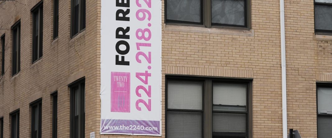 Average US long-term mortgage rate slips to 6.23%, its third weekly drop