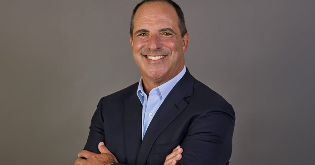 Hightower Forecasts More “Flagship” Firms After Bahnsen Deal